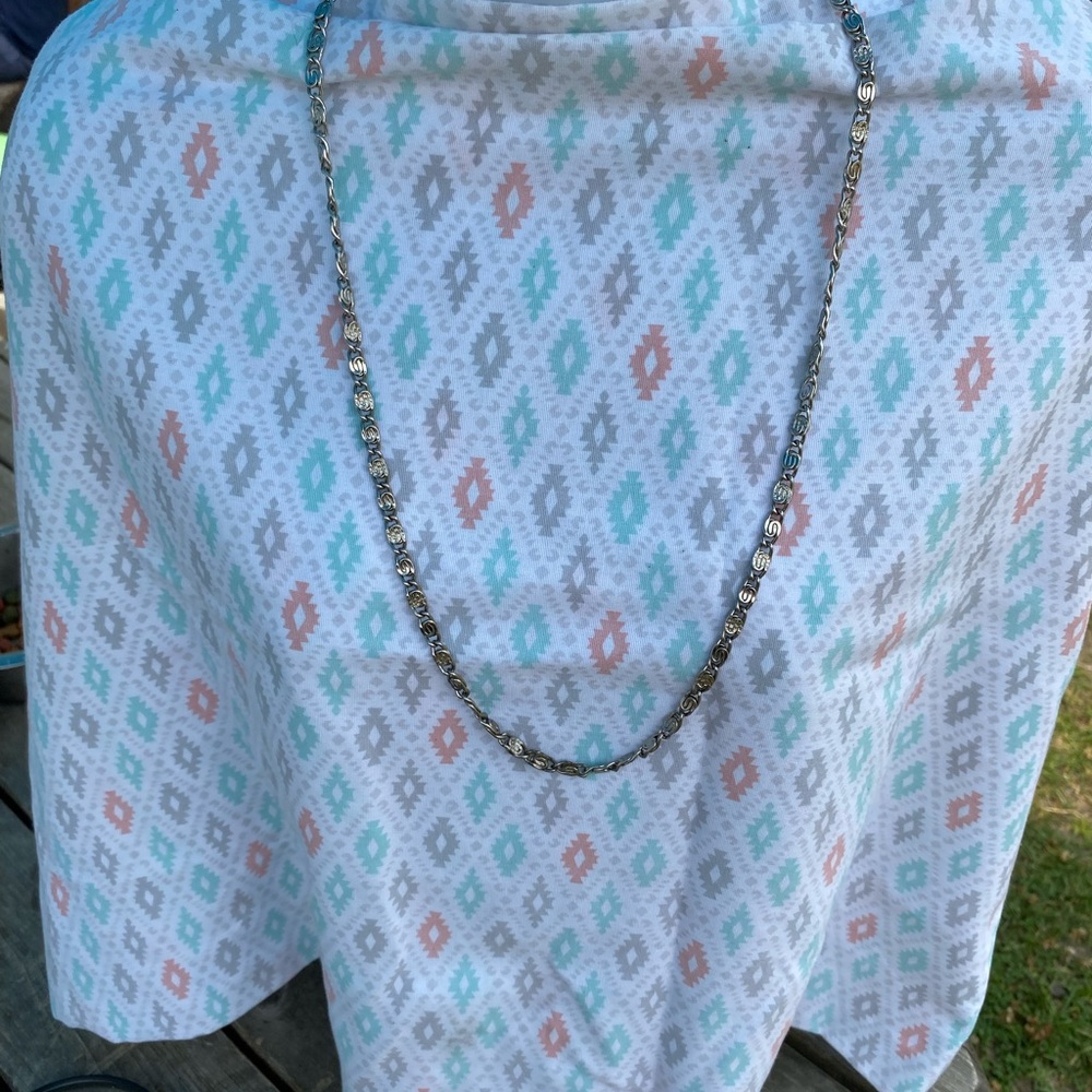 Woman’s necklace